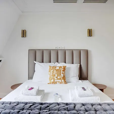 Sumptuous - 4ch-8p - Champs Elyseees Apartment *