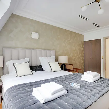 Sumptuous - 4ch-8p - Champs Elyseees Apartment