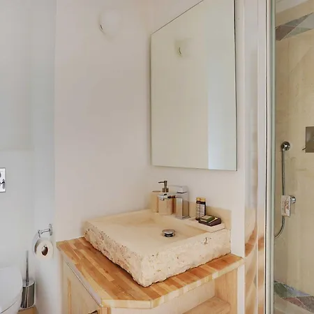 Sumptuous - 4ch-8p - Champs Elyseees